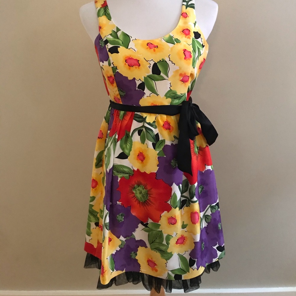 Silk Sleeveless Spring Floral Dress with Tie
